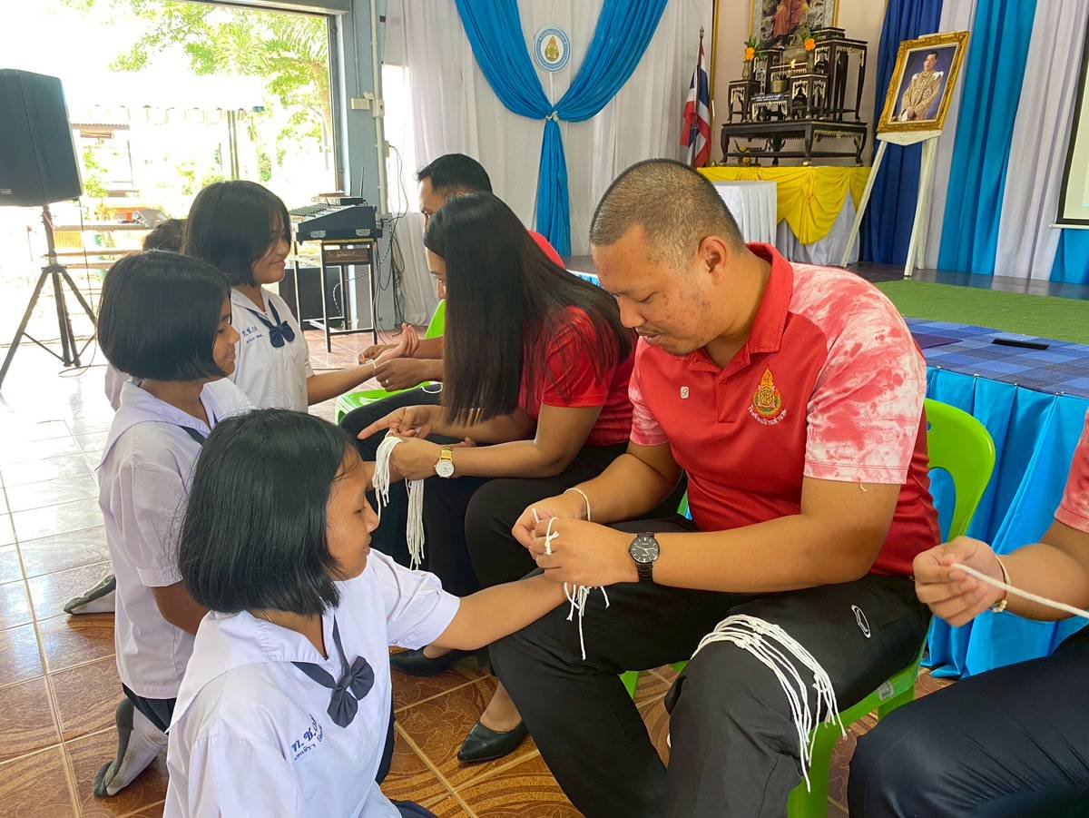 <div style='text-align:center;'>
						ชื่อไฟล์ : 4cd4306ba5e97ef25440a2f0f5788d651_1361320663.jpg <a href='img/article/art_1746854908/image/g/4cd4306ba5e97ef25440a2f0f5788d651_1361320663.jpg' target='_blank' style='color:$FFF !important;' download>Download</a></div>