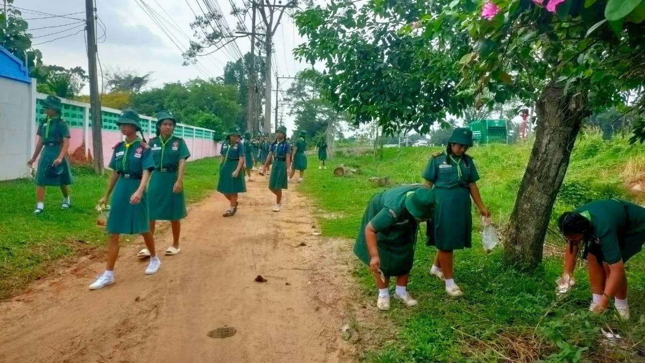 <div style='text-align:center;'>
						ชื่อไฟล์ : adaf0ad2e085c835a82b2f021fe236ae1_1435828917.jpg <a href='img/article/art_1764139966/image/g/adaf0ad2e085c835a82b2f021fe236ae1_1435828917.jpg' target='_blank' style='color:$FFF !important;' download>Download</a></div>