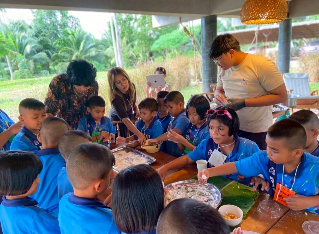 <div style='text-align:center;'>
						ชื่อไฟล์ : db3a17f7bcac837ecc1fe2bc630a54731_3999357355.jpg <a href='img/article/art_1765337915/image/g/db3a17f7bcac837ecc1fe2bc630a54731_3999357355.jpg' target='_blank' style='color:$FFF !important;' download>Download</a></div>